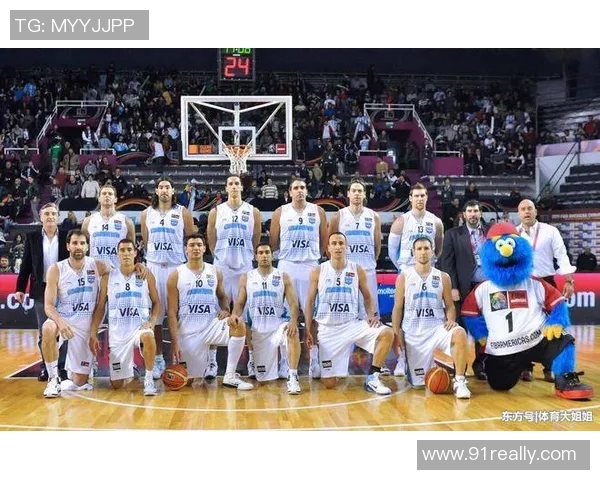 2000年奥运会男篮精彩对决中国队与阿根廷队的巅峰之战回顾