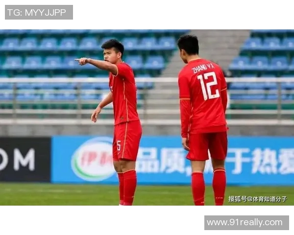 2006年中国足球队对阵伊朗队的激烈较量与历史意义分析 2006年中国足球队对阵伊朗队的激烈较量与历史意义分析