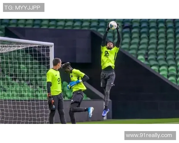 波尔图迎战克拉斯诺达尔争夺欧战小组赛关键胜利 波尔图迎战克拉斯诺达尔争夺欧战小组赛关键胜利